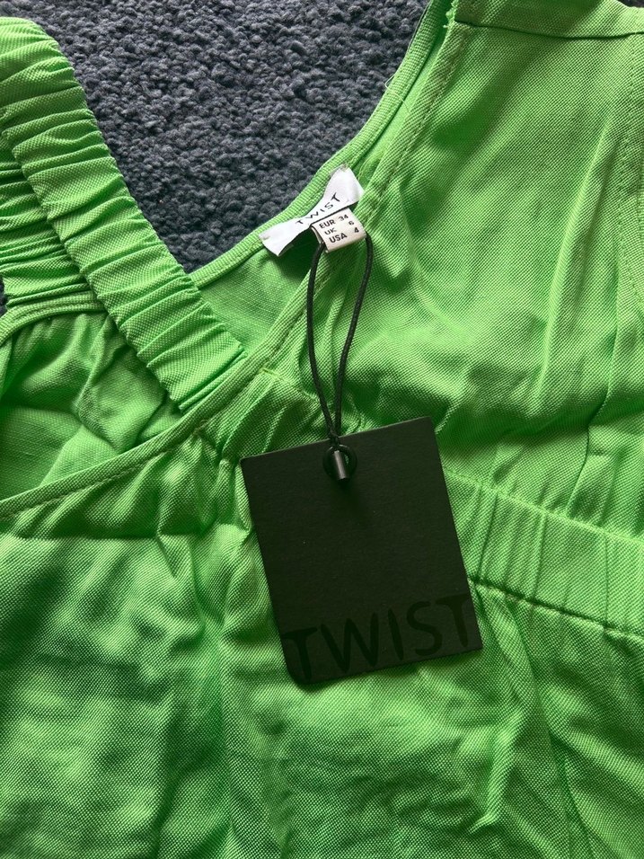 Twist etiketli Yeşil Pilili Kolsuz Bluz - Görsel 4