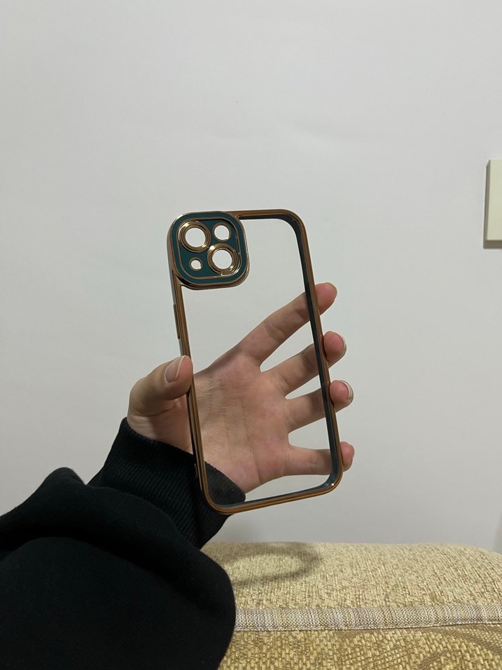 Parlak Altın Renkli Modern Telefon Kılıfı - Görsel 2