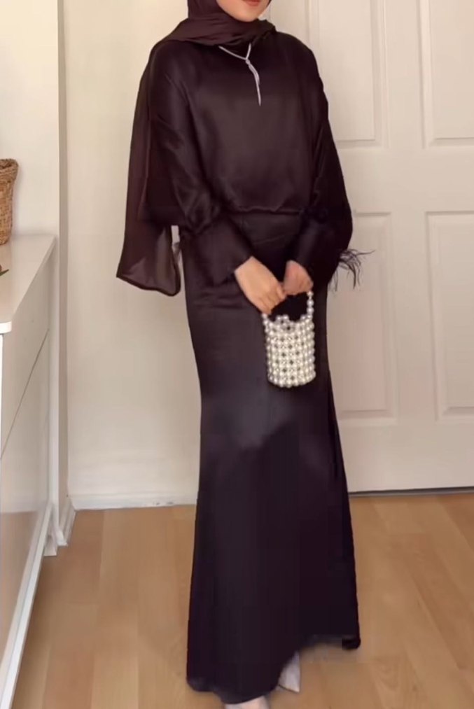 Püsküllü kahverengi saten elbise - Görsel 5