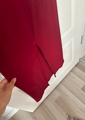 Bordo Uzun Drapeli İnce Askılı Elbise - Görsel 5