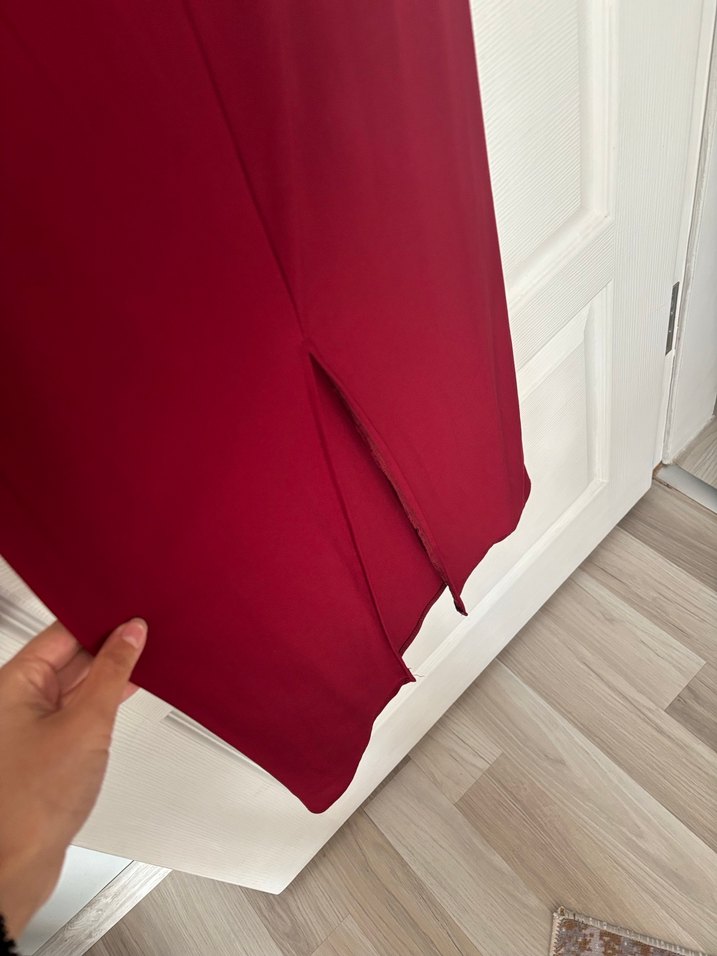 Bordo Uzun Drapeli İnce Askılı Elbise - Görsel 5