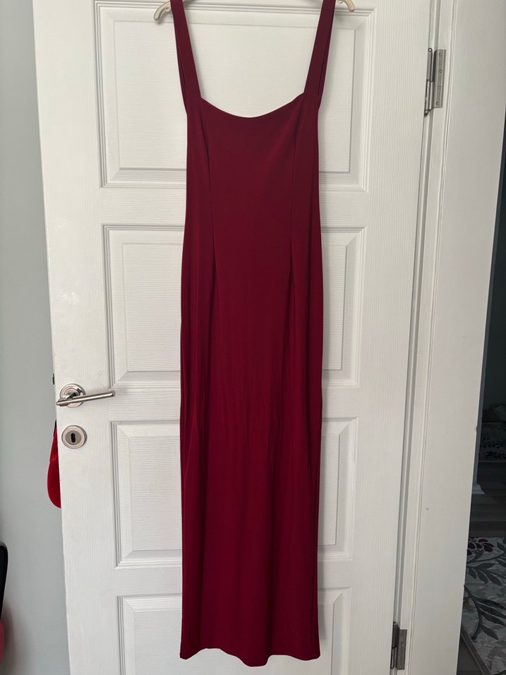 Bordo Uzun Drapeli İnce Askılı Elbise - Görsel 2