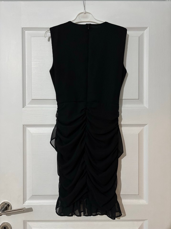 Siyah Drapeli V Yakalı Mini Elbise - Görsel 3