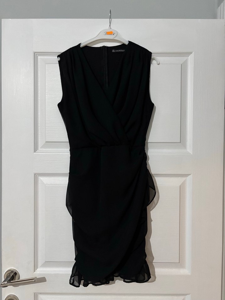 Siyah Drapeli V Yakalı Mini Elbise - Görsel 2