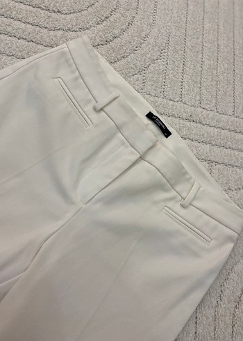 Kadın Beyaz Midi Kumaş Pantolon - Görsel 2