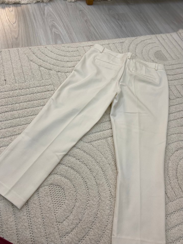 Kadın Beyaz Midi Kumaş Pantolon - Görsel 4