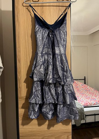 Gri- mavi yansımalı kısa Fırfırlı simli  Elbise - Görsel 5