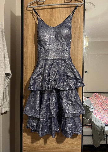 Gri- mavi yansımalı kısa Fırfırlı simli  Elbise - Görsel 2