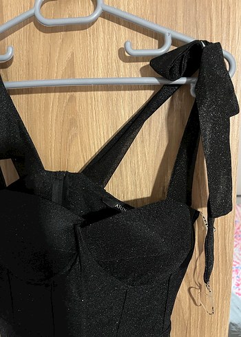 Siyah Simli Uzun Ayarlanabilir askılı Abiye Elbise - Görsel 4