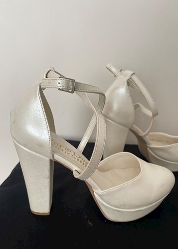 Beyaz Stiletto Topuklu Kadın Abiye Ayakkabı - Görsel 2