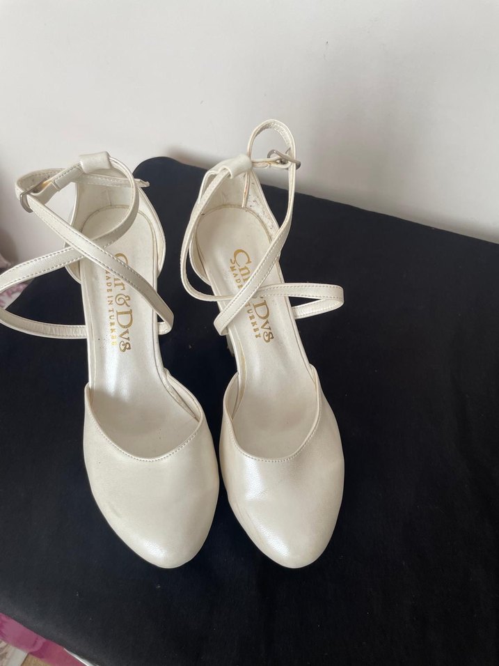 Beyaz Stiletto Topuklu Kadın Abiye Ayakkabı - Görsel 3