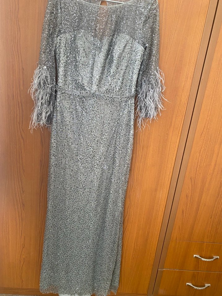 Gri Uzun Kollu Drapeli Abiye Elbise - Görsel 2