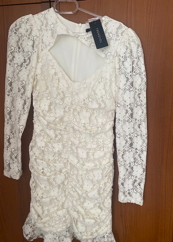 Dantel Detaylı Beyaz Midi Abiye Elbise - Görsel 2