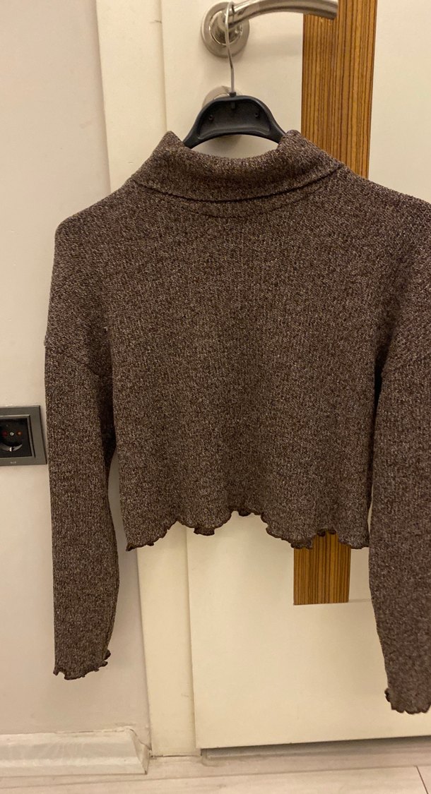 Kahverengi triko takım - Görsel 2