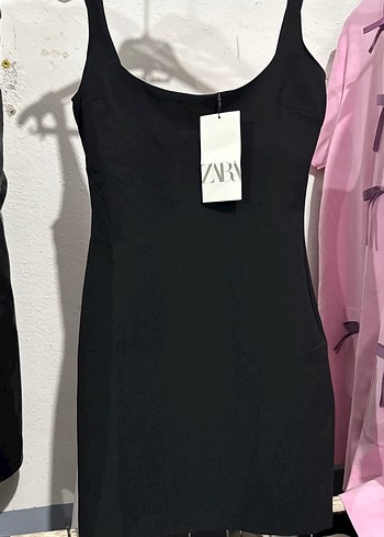 Siyah V Yaka Mini Elbise - Görsel 3