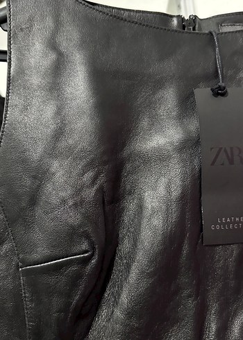 Siyah Deri Kolsuz V-Yaka Elbise - Görsel 2