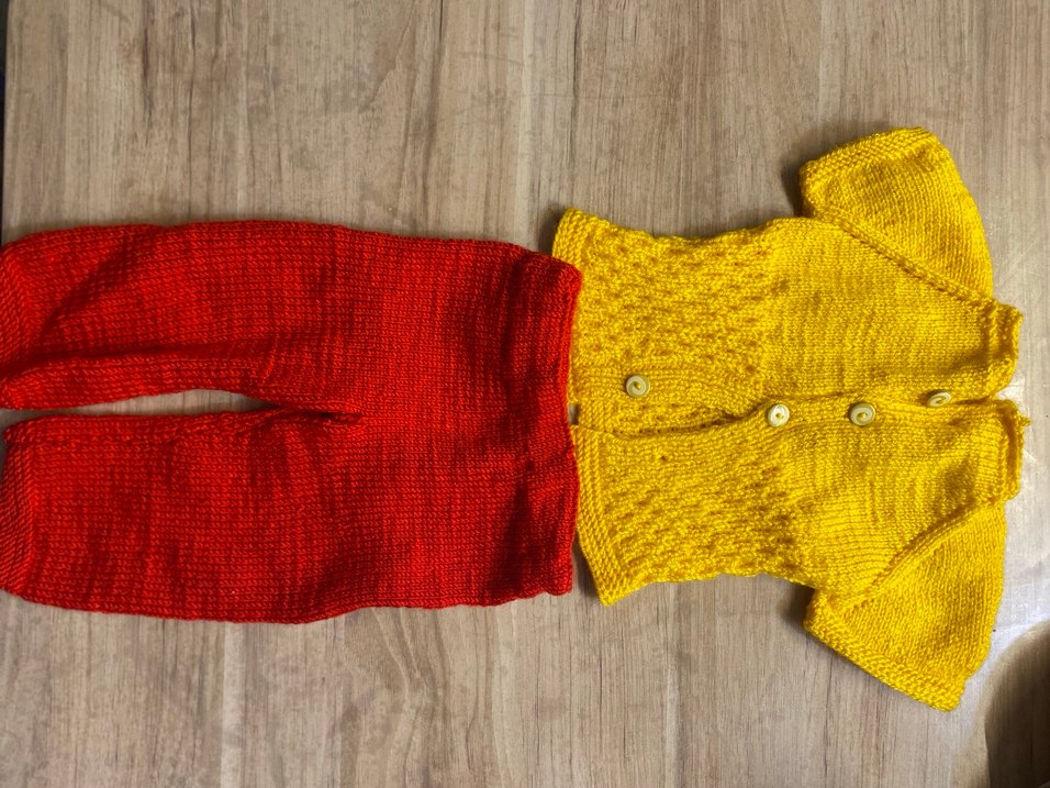 Sarı Örgü Kız Çocuk Kolsuz Hırka - Görsel 3