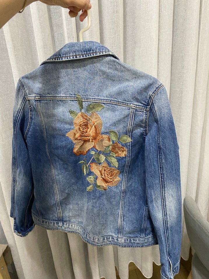 Nakışlı Açık Mavi Kadın Denim Ceket - Görsel 2