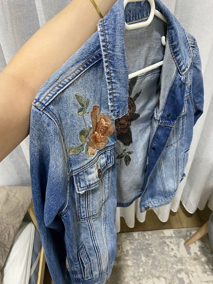 Nakışlı Açık Mavi Kadın Denim Ceket - Görsel 5