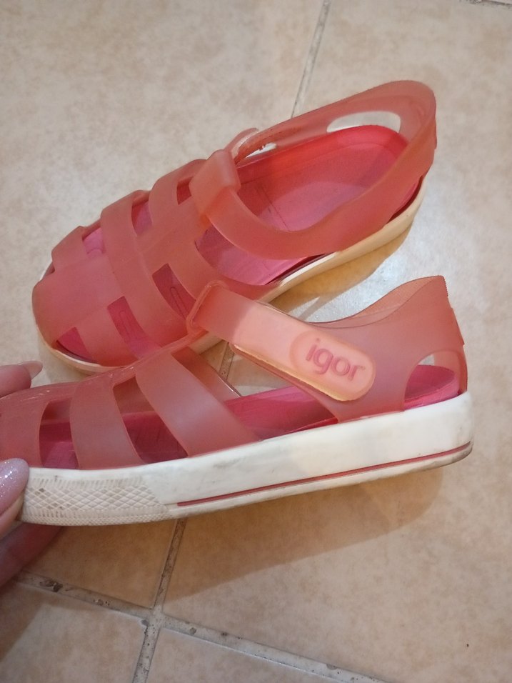 Igor 27 numara pembe sandalet - Görsel 2