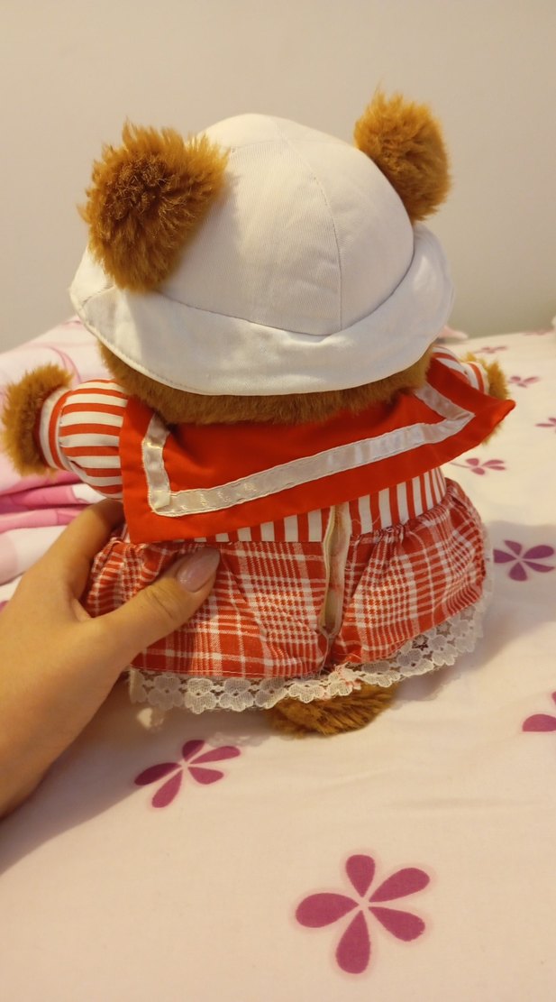 Kırmızı Elbiseli Kahverengi Peluş Ayıcık - Görsel 2