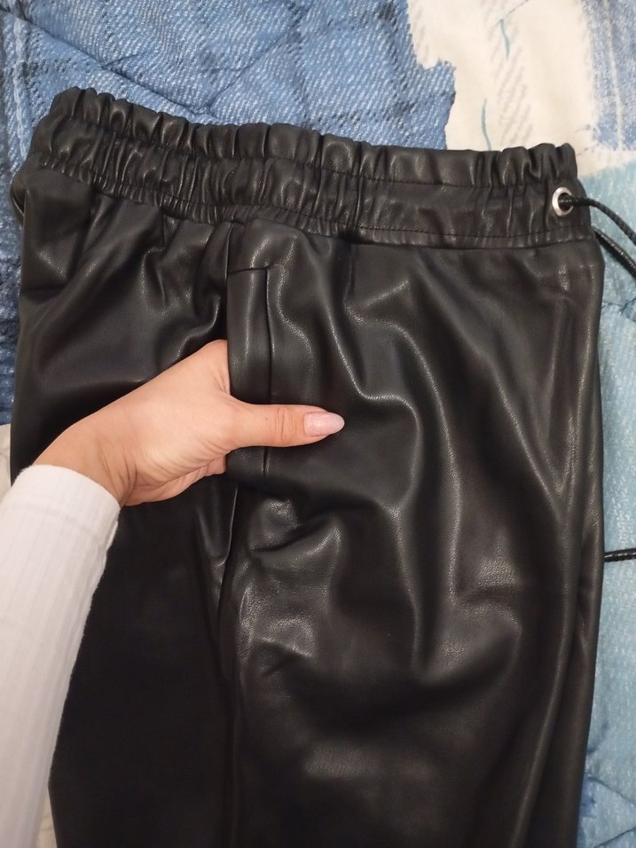 Deri Siyah Kadın Pantolon - Görsel 3