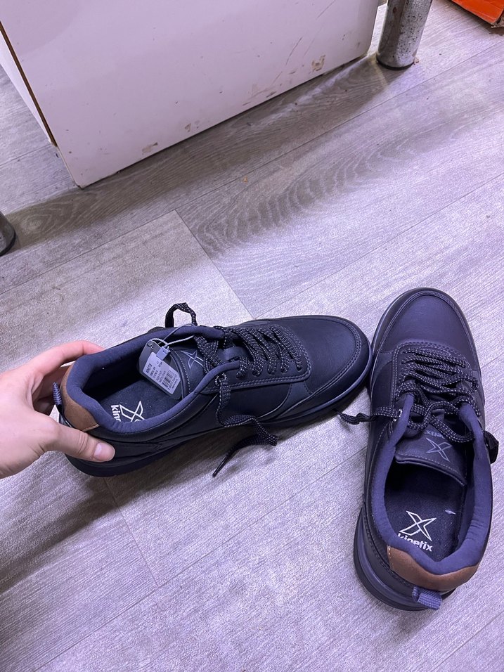 Kinetix Siyah Bağcıklı Erkek Spor Ayakkabı - Görsel 3