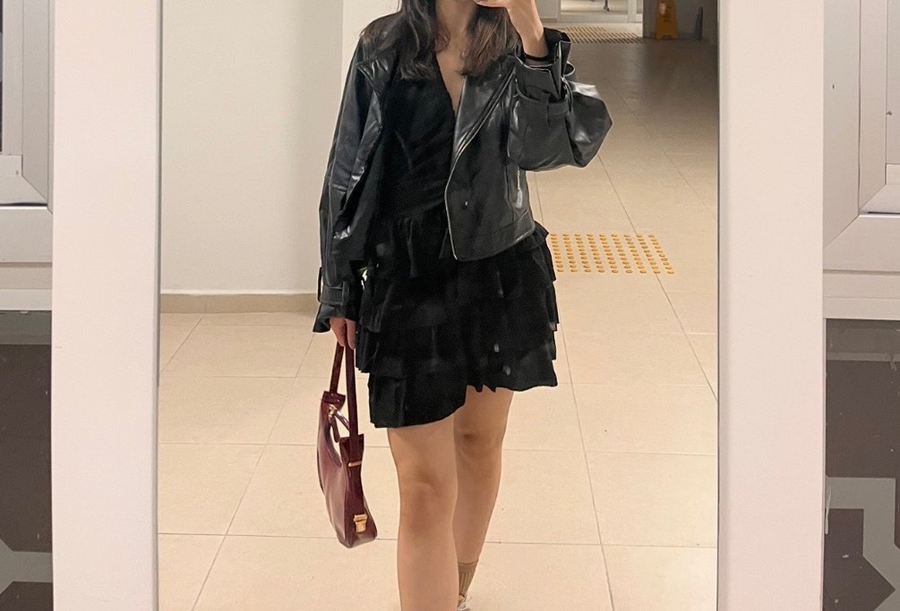 La Sarta Siyah Fırfırlı Mini Elbise - Görsel 2