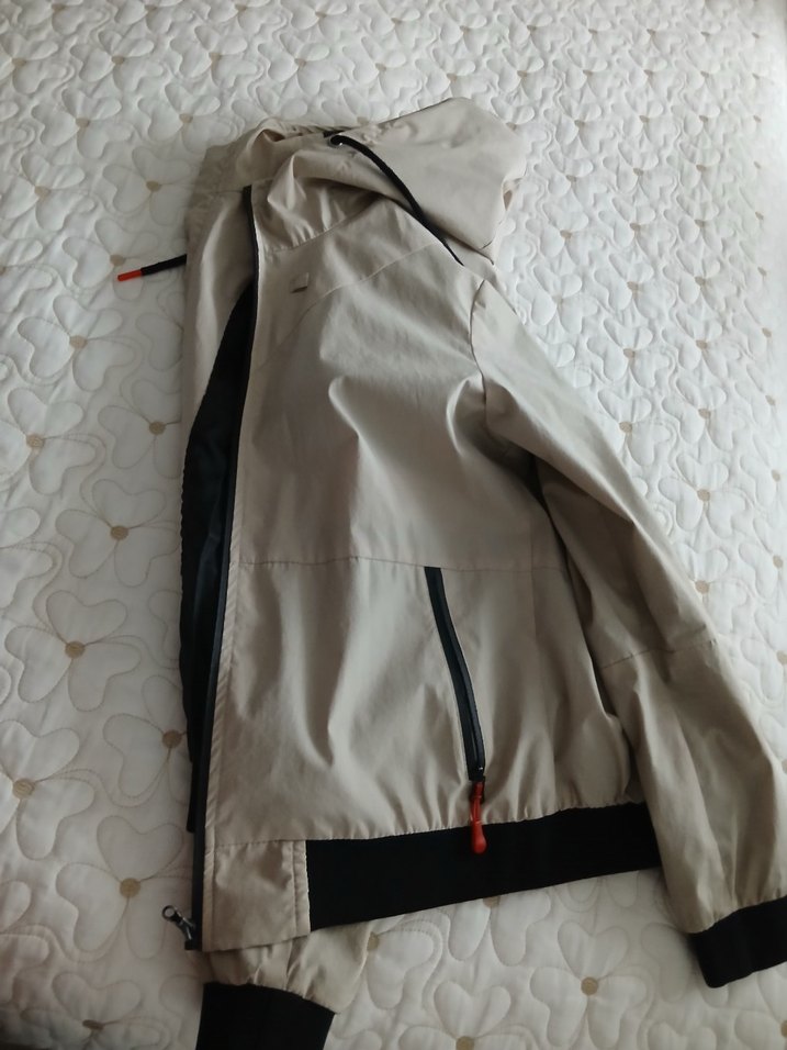 Bej Erkek Kapüşonlu İnce Yağmurluk - Görsel 5