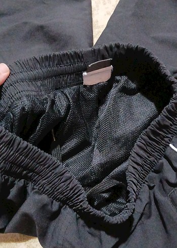 Erkek Siyah Bol Kesim Fermuarlı Şort - Görsel 2