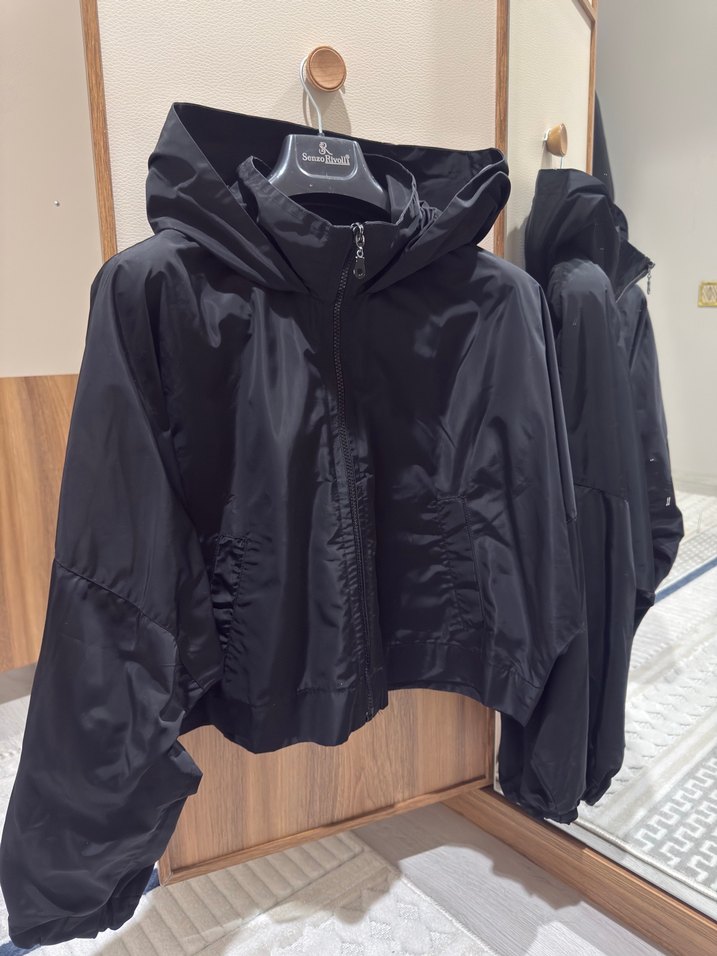 Siyah Kapüşonlu Salaş Kadın Ceket - Görsel 2