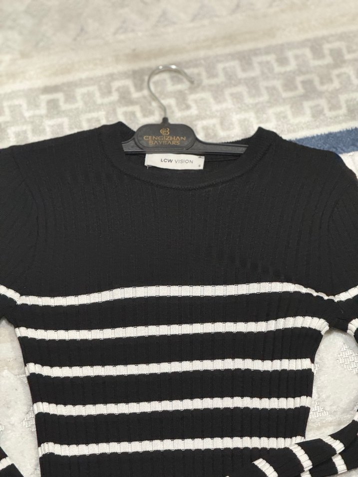 Siyah Beyaz Çizgili Triko Elbise - Görsel 2