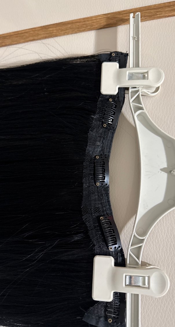 Kadın siyah takma çıtçıtlı saç sentetik 60 santim - Görsel 3