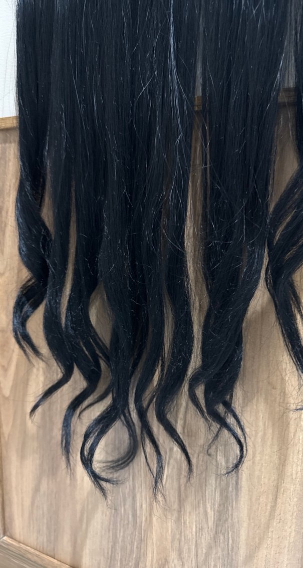 Kadın siyah takma çıtçıtlı saç sentetik 60 santim - Görsel 2
