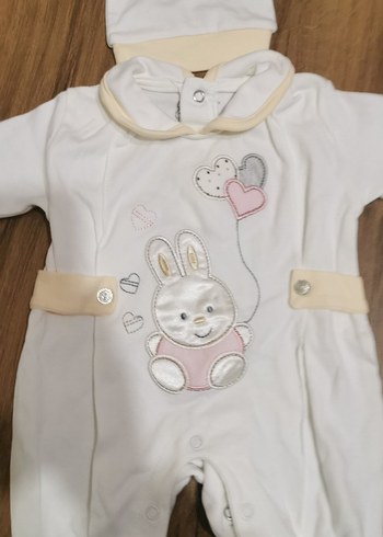 Beyaz Dantelli Bebek Tulumu ve Şapka - Görsel 2