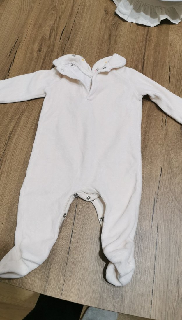 Krem renkli kadife Uzun Kollu Bebek Tulum - Görsel 3