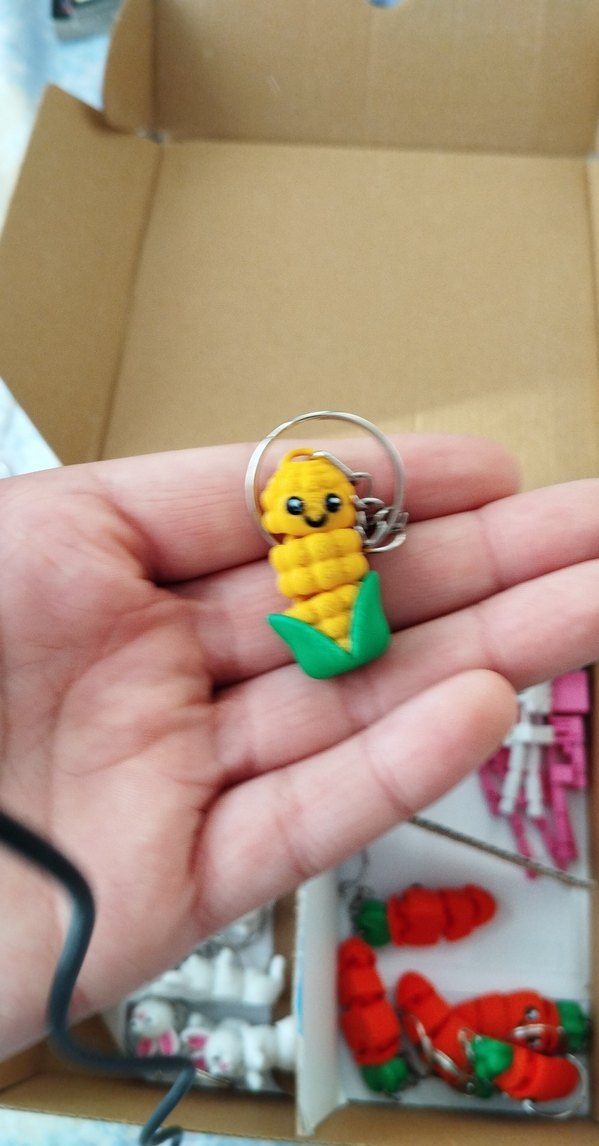 Renkli Karışık Anahtarlık Seti 20tane dukanlar icin - Görsel 3