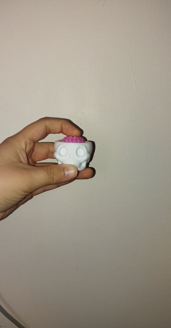 clickli beyaz kurukafa anahtarlik - Görsel 2