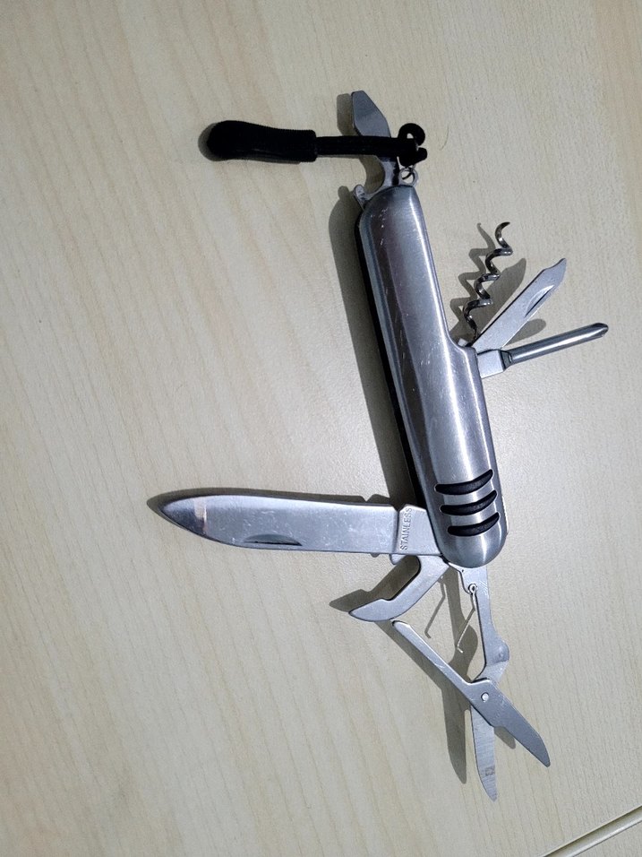 Gri Çok Fonksiyonlu Çakı - Görsel 2