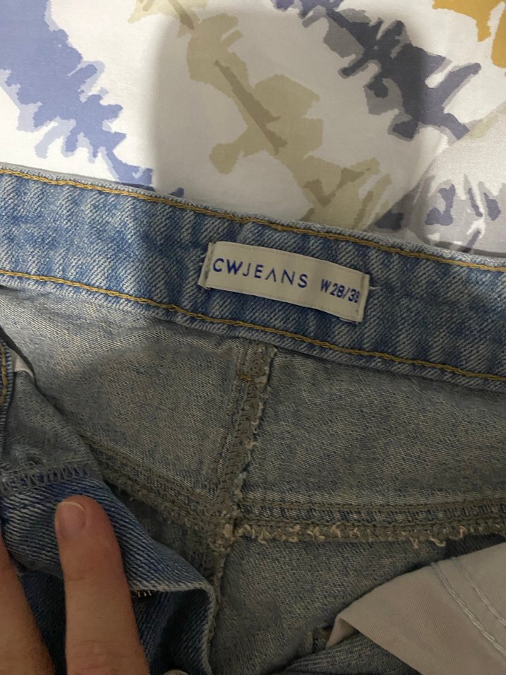 Düğmeli İp Detaylı Mini Kot Şort - Görsel 3