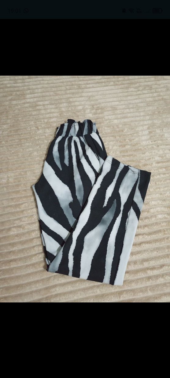 Kadın Zebra Desenli Gri Pantolon - Görsel 2