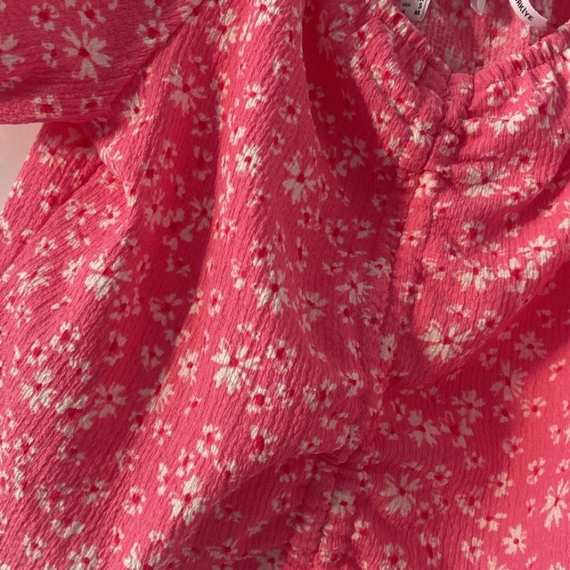 Pembe Mini Bağcıklı Düğmeli Kadın Bluz - Görsel 4