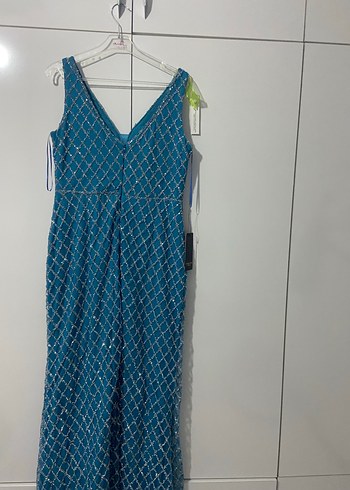 İnci İşlemeli Mavi Uzun V Yaka Elbise - Görsel 5