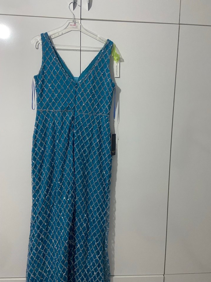 İnci İşlemeli Mavi Uzun V Yaka Elbise - Görsel 5