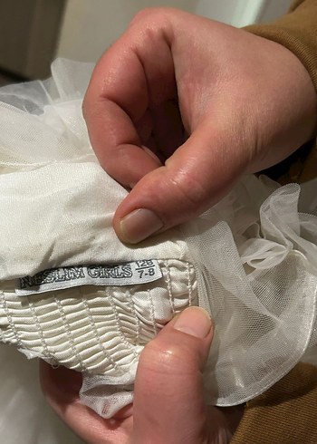 Beyaz Kat Katlı Kız Çocuk Abiye Elbise - Görsel 2