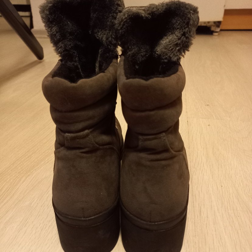 KAHVERENGİ SÜET KÜRKLÜ DOLGU TOPUK BOT - Görsel 3