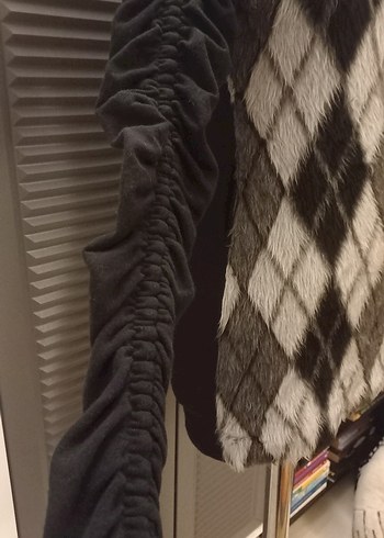 GRİ DESENLİ UZUN KOLLU KADIN SUNİ KÜRKLÜ BLUZ - Görsel 10