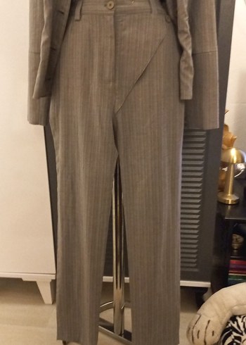 3 LÜ ÖZEL DİKİM KADIN TAKIM ELBİSE
( PANTOLON ,ETEK ,CEKET) - Görsel 6