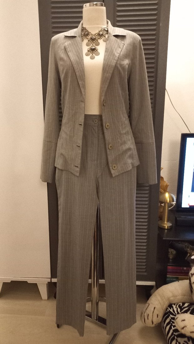 3 LÜ ÖZEL DİKİM KADIN TAKIM ELBİSE
( PANTOLON ,ETEK ,CEKET) - Görsel 2