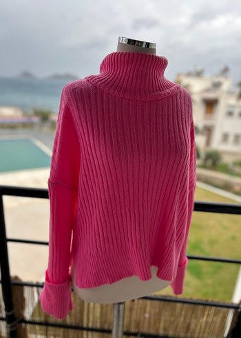 PEMBE BOĞAZLI ÖRGÜ KADIN KAZAK - Görsel 3